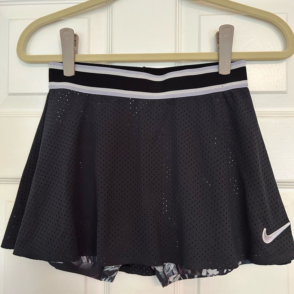 Nike tennis skirt